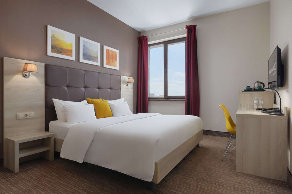 Golden-Tolip-2025-004